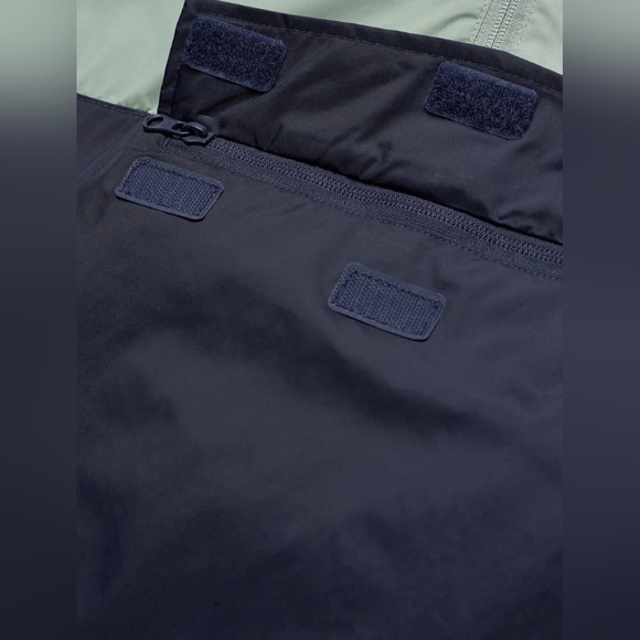 Vans Summer Camp Windbreaker *NWT* - Picture 8 of 13